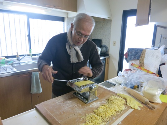 Hiroo making pasta